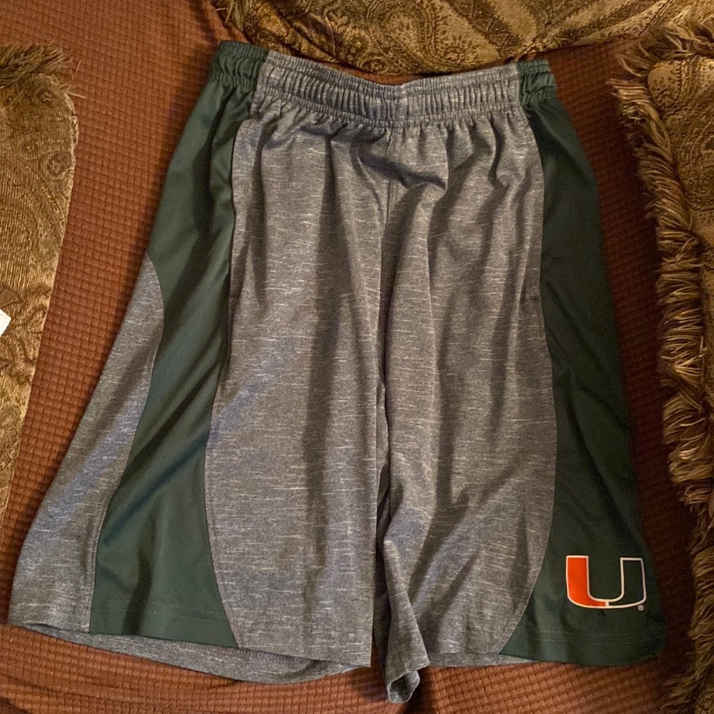 UM shorts